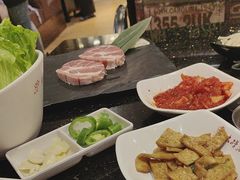 -木槿花韩式炭烤·熟成肉工坊(孙文东路店)