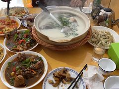 -天乐农家鱼头王(天目湖店)