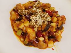 宫爆蘑菇鸡-肆月河豚·新淮扬(金融街店)