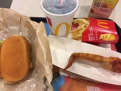 -麦当劳(轻轨曹杨路店)
