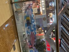 -新田360广场(上海华侨城店)