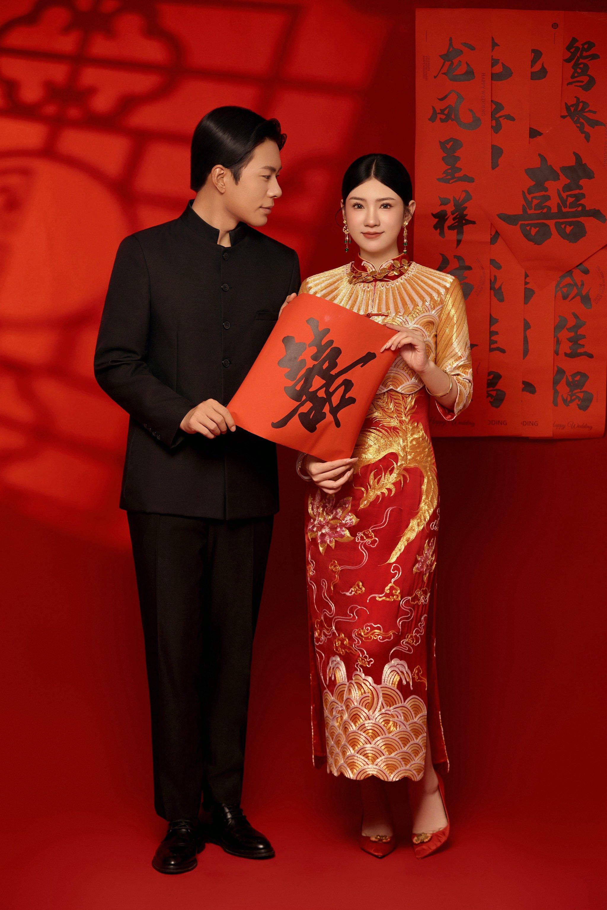 这套国风龙凤褂婚纱照真的爱了