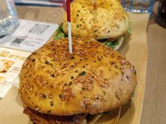 -必胜客(航洋国际店)