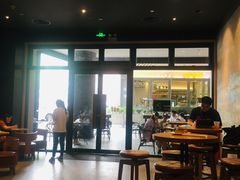 -星巴克(广州百信广场东区店)
