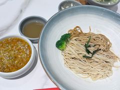 -馋三尺蟹粉小笼(人民广场店)