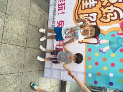 点击看大图 iphone_upload_pic-WPlus明星肖像亲子全家福摄影