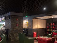 -上海锦江汤臣洲际大酒店柒酒廊