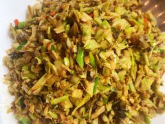 酸菜炒小笋-饭怕鱼(阳光100店)