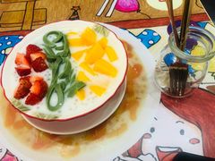 士多啤梨芒果绿茶拉面-甜心妈妈·榴莲星级糖水(北京路总店)