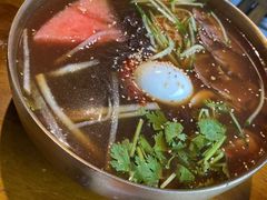 鲜族现压冷面-聚合鑫东北熏酱熟食麻辣面(长阳店)