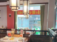 -川流不息·地道川菜·小龙虾(新松江路店)