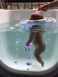 -唯丽莎婴儿游泳小儿推拿馆(清凉门大街店)