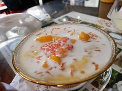 杨枝甘露-周大娘牛乳(旧寨古村总店)