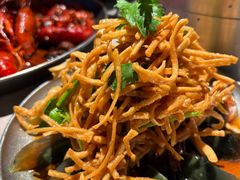 -巴厘龙虾·榜首油焖大虾(音乐学院·沿江酒馆店)