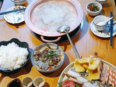 -民食香·腊排骨野生菌美食(木府店)