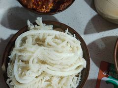 -正贰捌经重庆老火锅(建设路店)