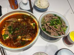 跷脚牛肉-犇逸·乐山跷脚牛肉·四川现炒(览海店)