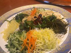 -老码头黑皮肘子锅包肉(赣水路店)