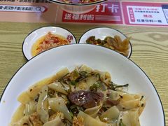 -郭小侠襄阳牛肉面·武汉热干面(洛溪店)