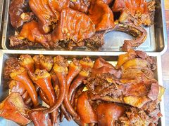 -老鼎万春卤菜(五代传承创始老店)