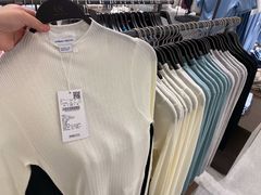 -URBAN REVIVO(七宝领展广场店)