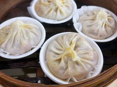 -莱莱小笼·乔艾