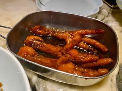 弄堂里的卤鸡爪-弄堂里(西溪龙湖天街店)