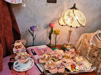 「pilipala」这家新开的pilipala和隔壁