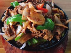 铁板牦牛肉-樱桃创意厨房