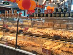 面包甜点陈列柜-面包新语(上地华联店)