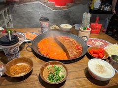 -萍姐火锅·公路夜市(武汉首店)