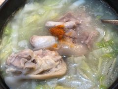 大份猪脚砂锅-大佬李砂锅(钱江财富广场店)