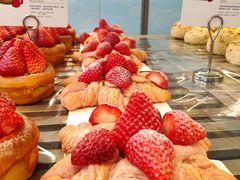 大颗莓莓布蕾包-喜茶(北京五棵松华熙店)