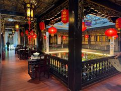 -蔼若春.传承三十年云南菜(金碧公园店)