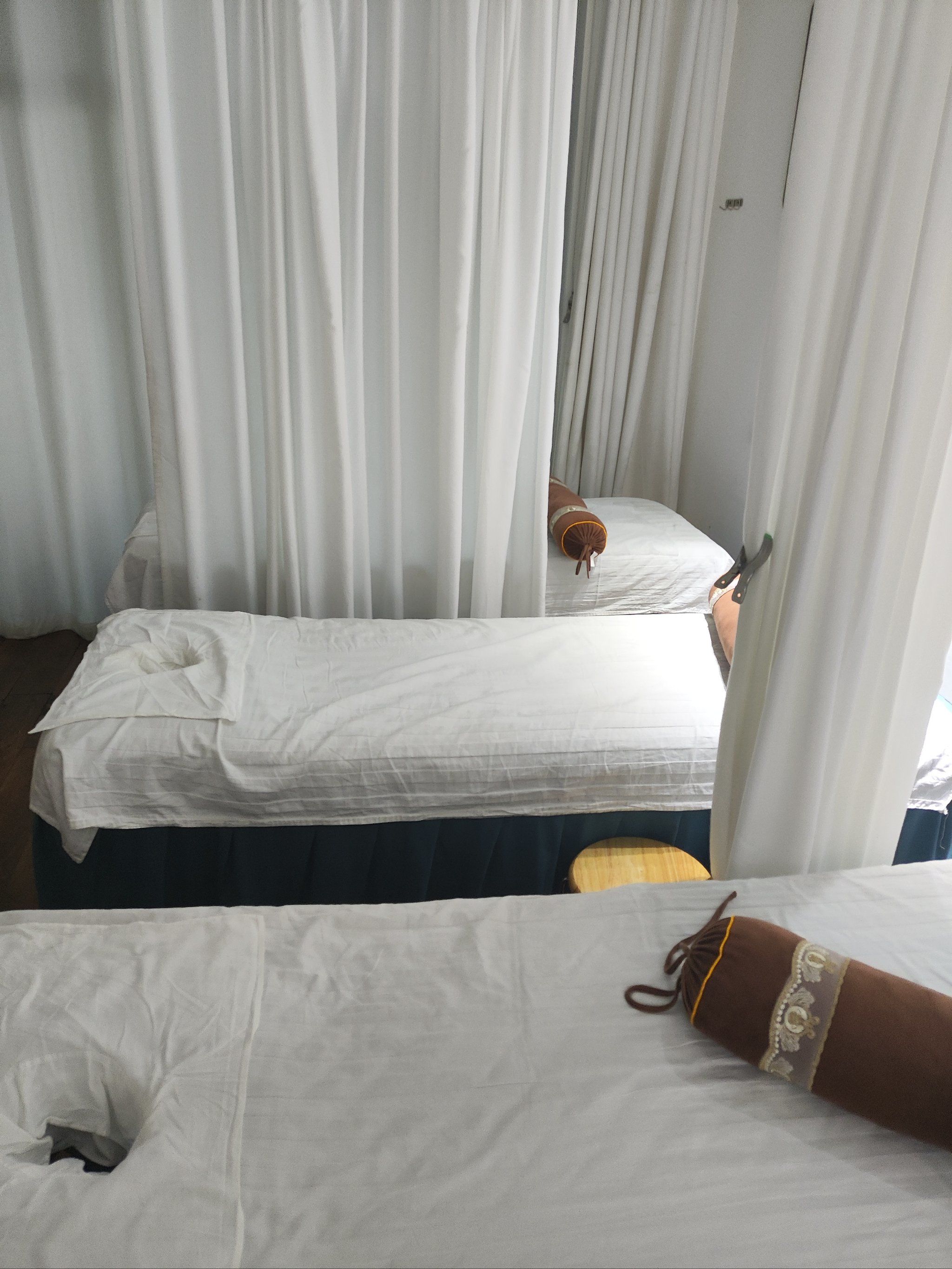 打卡街道口明光乡艺推拿足疗馆