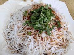 -东巴谷野生菌火锅餐厅