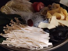 -阿源鱼捞斑鱼火锅·海鲜粥(山景尚宅店)