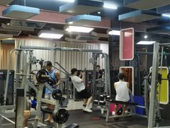 -奇迹健身金茂汇店