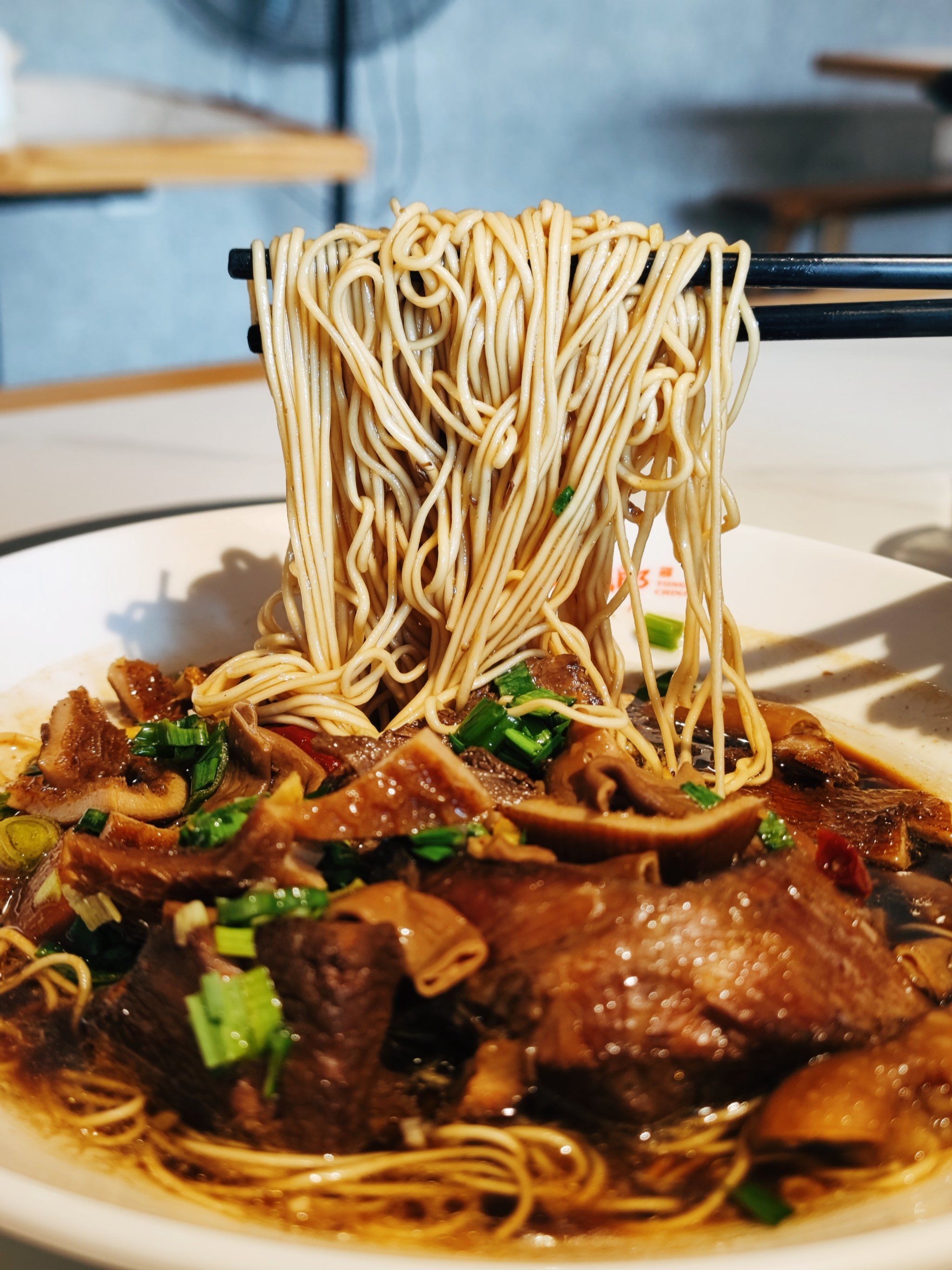 临平也有桐乡咬强羊肉面啦!