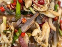 -四川小胡子海鲜(丁村万人海鲜广场店)