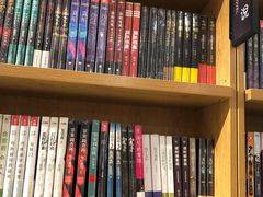 -新华书店(苍南银泰店)