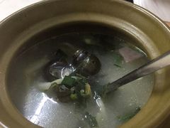 -正宗南铁拉叔沙煲螺·烧烤·秘制靓粥(南铁总店)