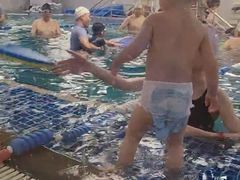 -蓝旗亲子游泳(范湖万达广场店)