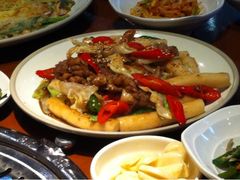 宫廷年糕-牛信亭韩国料理·炭火烤肉(紫藤路店)