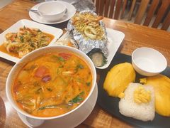 -两兄弟Song Pee Nong(2号店)