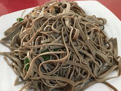 -溢心园香河肉饼总店