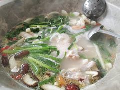 -姚记抚仙湖石锅鱼庄