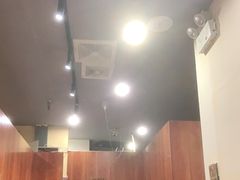 -独食火锅·半米屋台(直营总店)