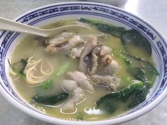 -明呈黄鱼面馆(斜土路店)
