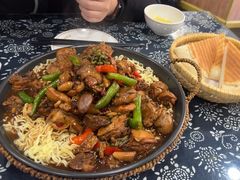 -八两八金·莱芜特色炒鸡(市南漳浦路店)